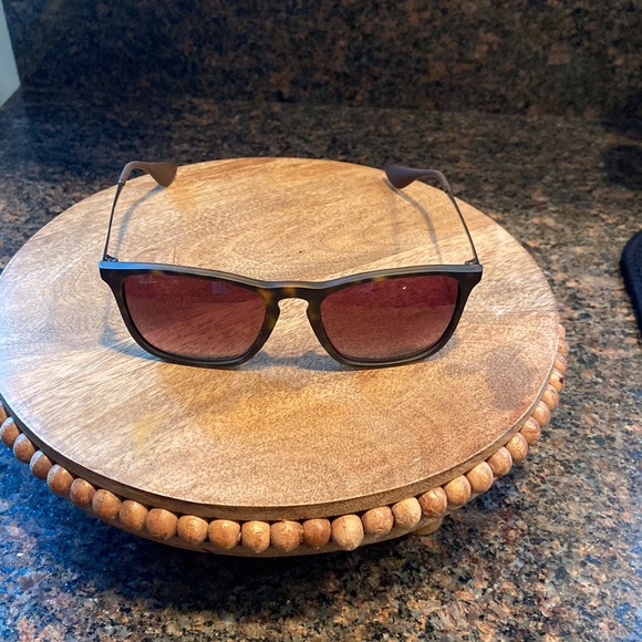 Ray Ban sunglasses - Picture 2 of 10